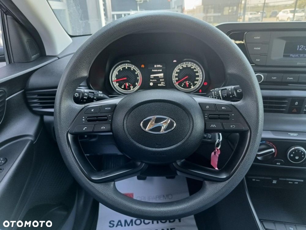 Hyundai i20 1.2 Pure - 18