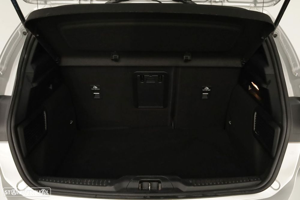 Ford Focus 1.0 EcoBoost MHEV ST-Line X - 21