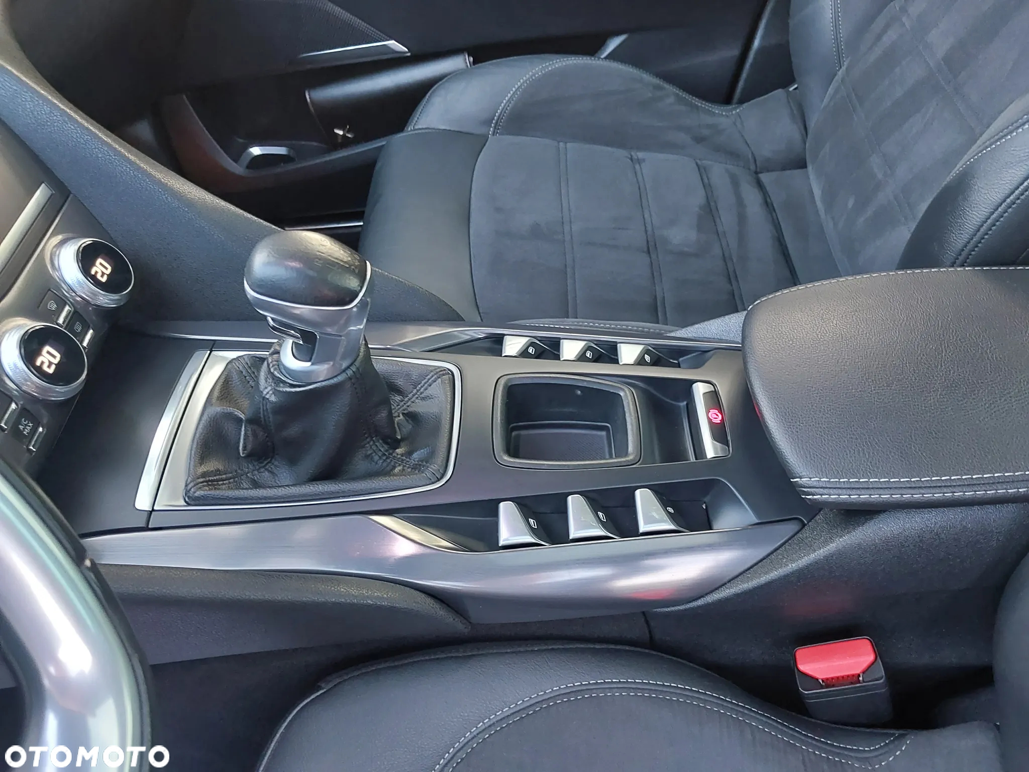 DS Automobiles DS 5 - 19