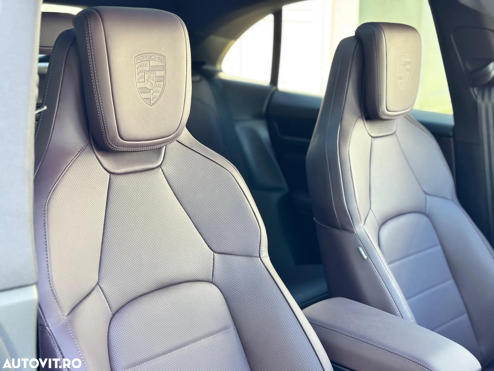 Porsche Macan 4 - 14