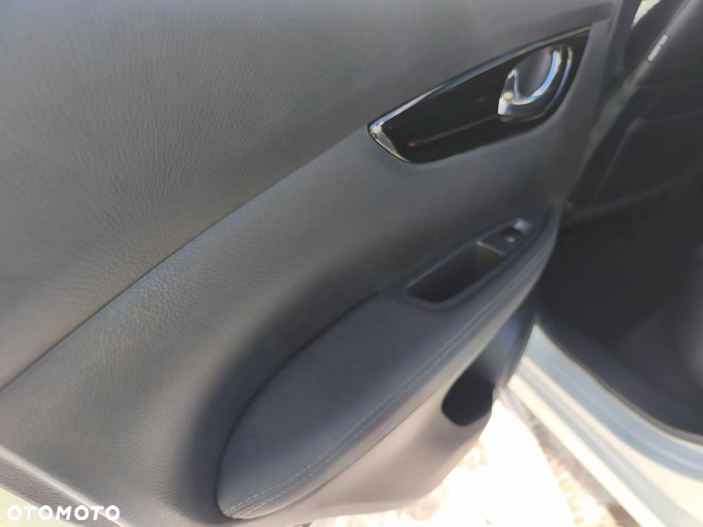 Nissan Qashqai 1.2 DIG-T 360 - 13