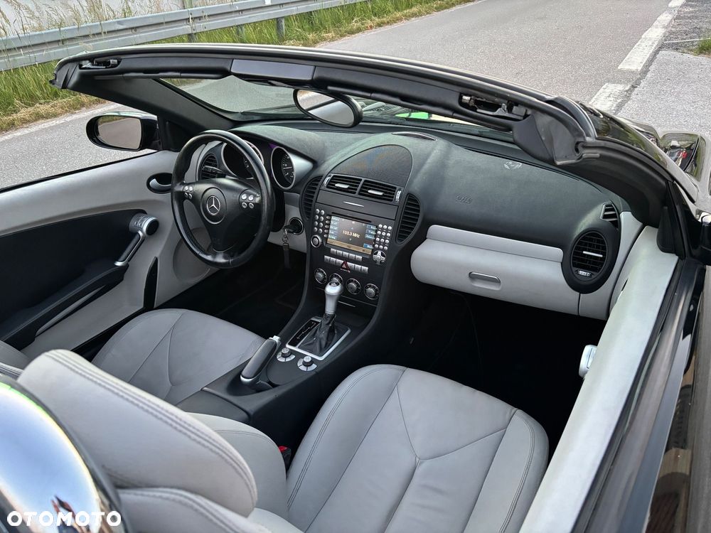 Mercedes-Benz SLK 280 7G-TRONIC Sport Edition - 24