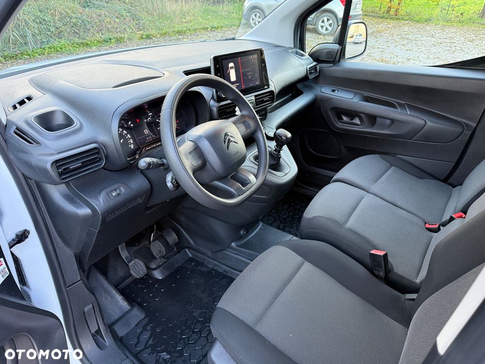 Citroën BERLINGO DANGEL - 16