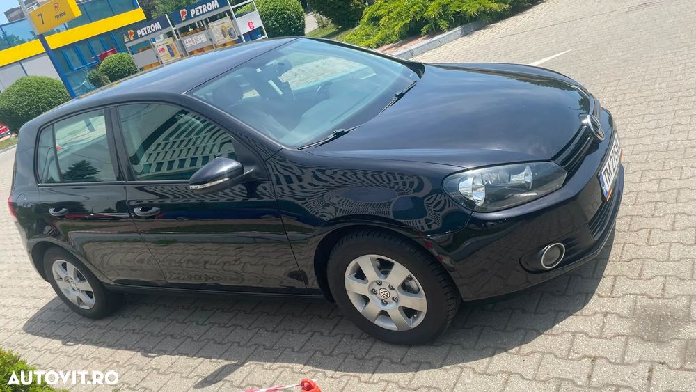 Volkswagen Golf - 3