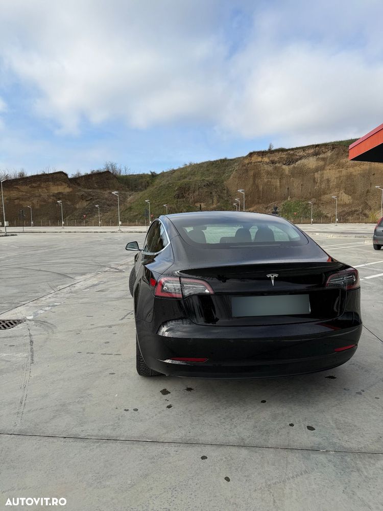 Tesla Model 3 Standard Reichweite Plus Hinterradantrieb - 7