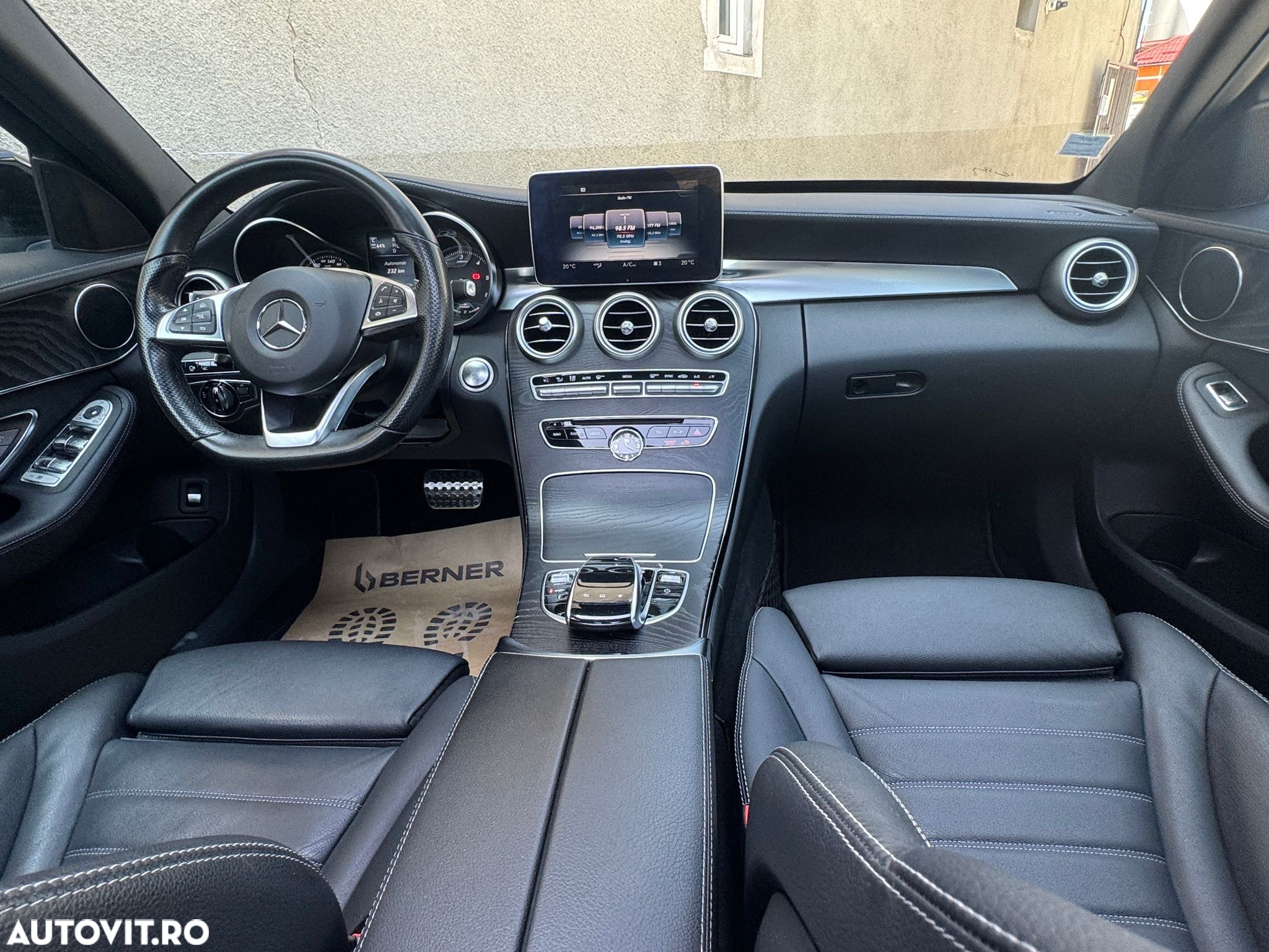 Mercedes-Benz C - 6