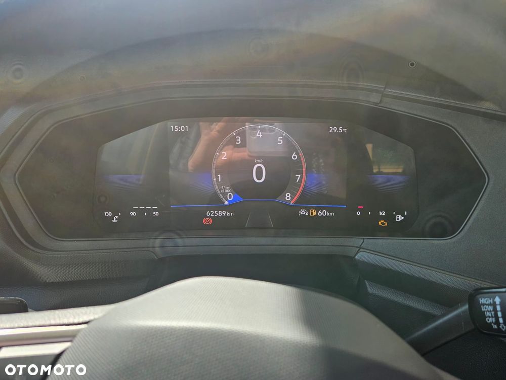 Volkswagen T-Cross 1.0 TSI - 4