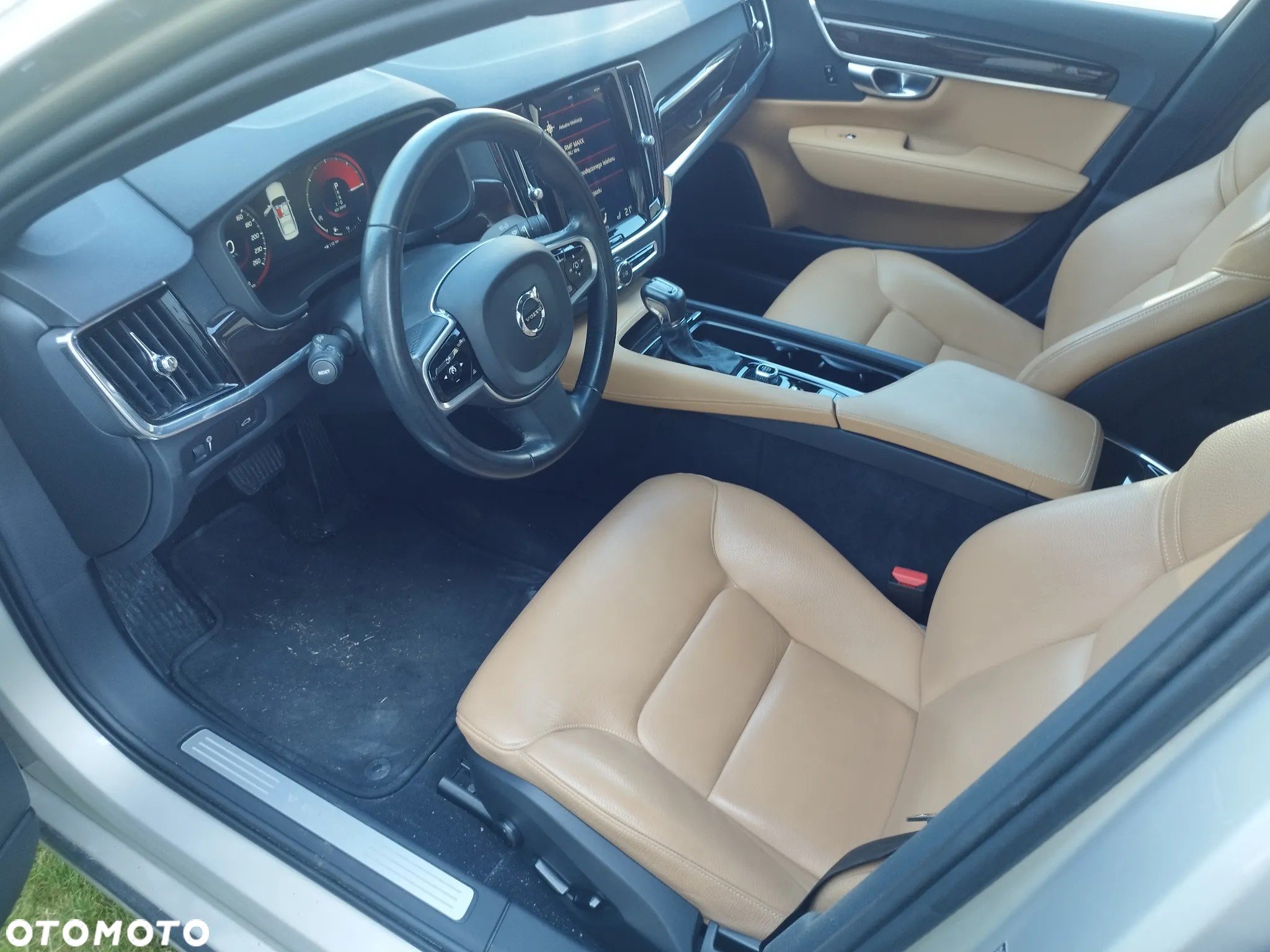 Volvo S90 T6 AWD Momentum - 14