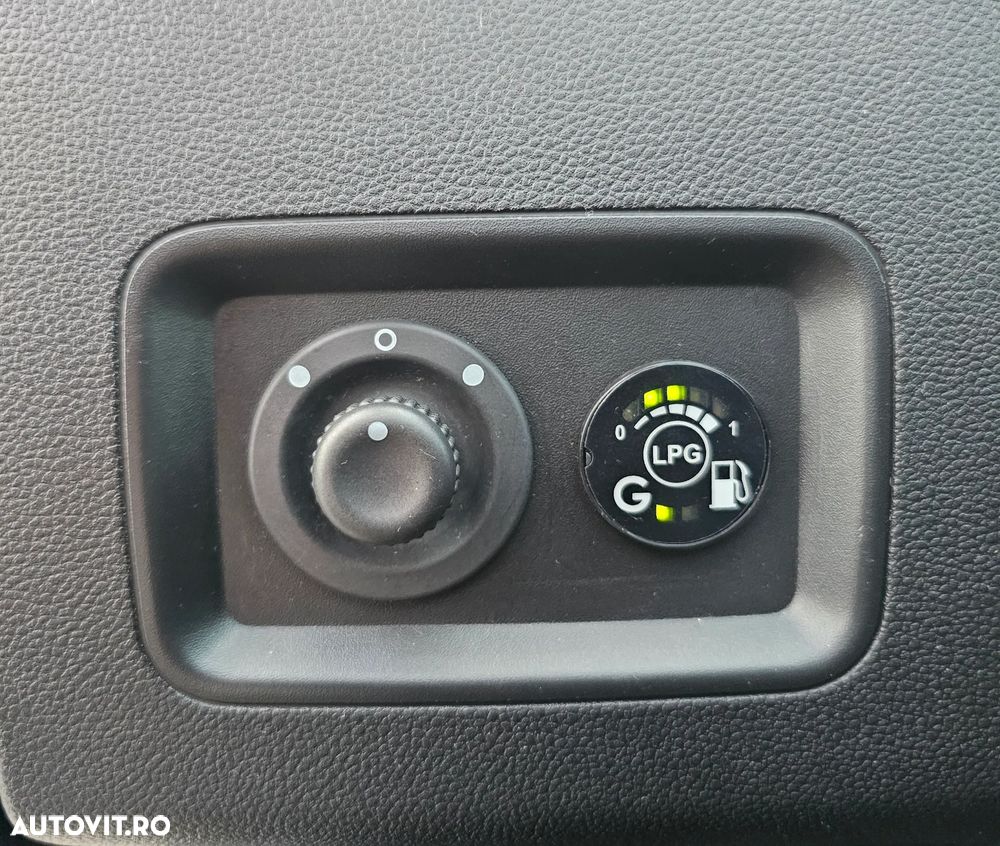 Dacia Duster 1.6 SCe Prestige jante 17" - 5