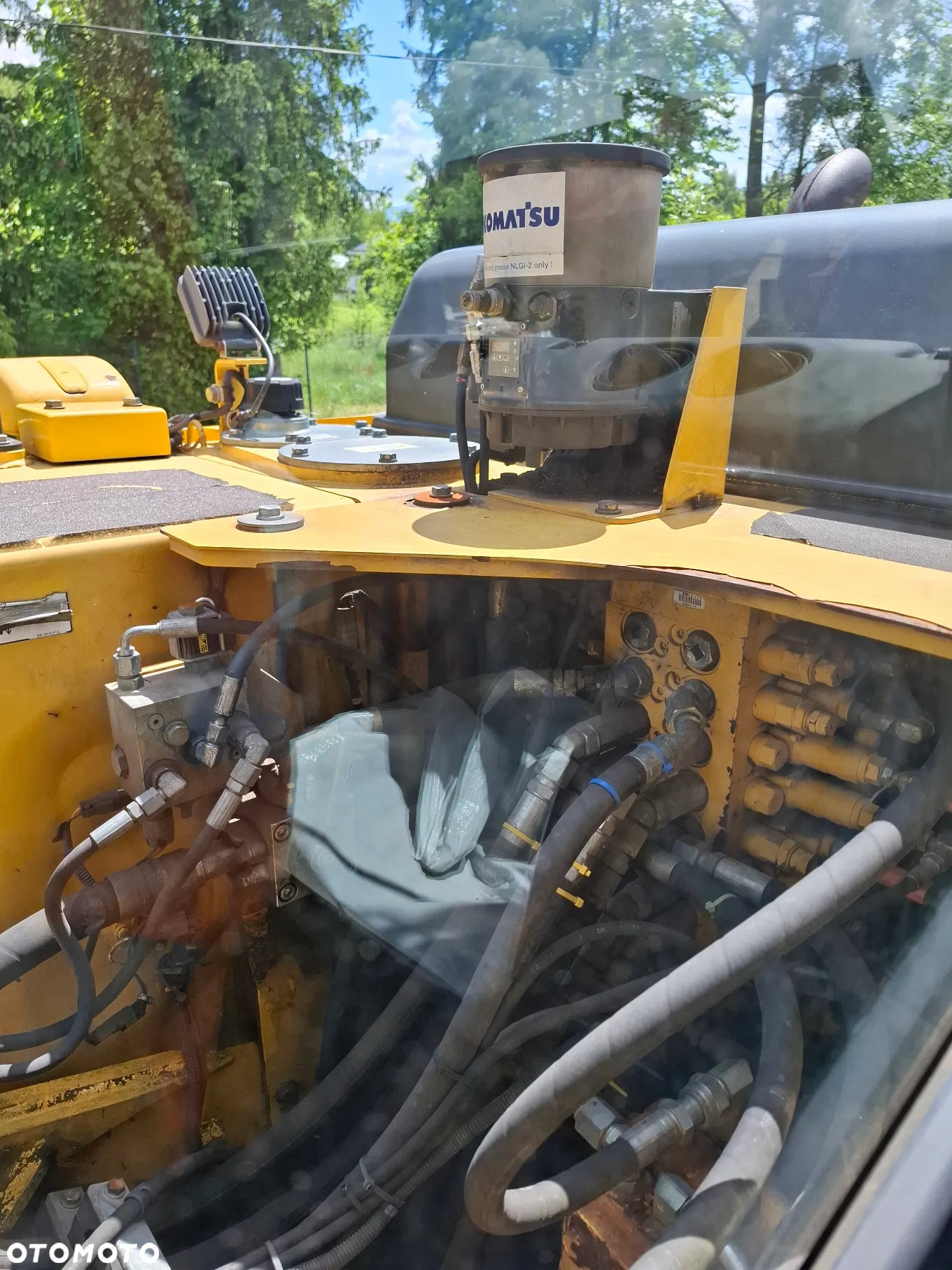 Komatsu 148 - 8 - 9