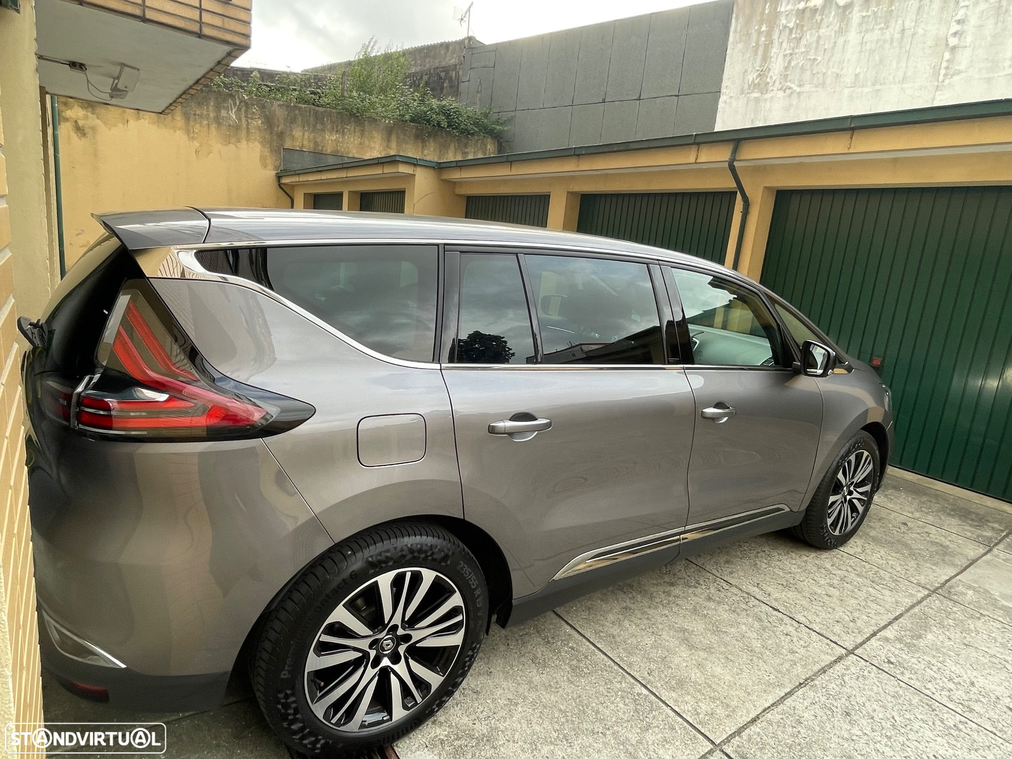 Renault Espace 1.6 dCi Initiale Paris EDC - 8