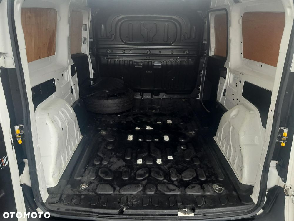 Fiat Fiorino - 13