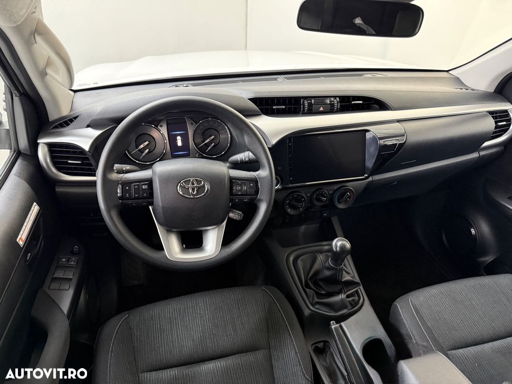 Toyota Hilux - 6