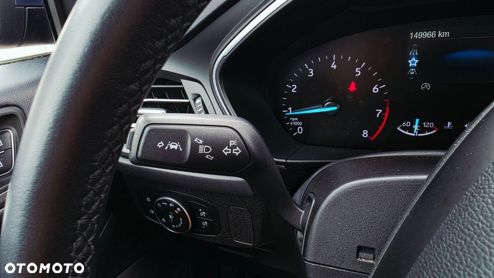 Ford Focus - 23