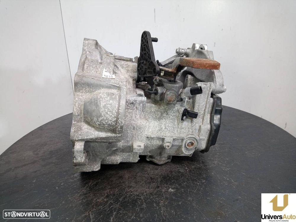 CAIXA VELOCIDADES VOLKSWAGEN GOLF VI 2010 -MDZ - 1