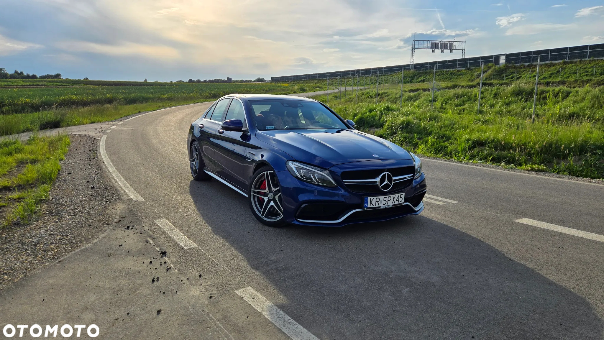 Mercedes-Benz Klasa C AMG 63 S - 4