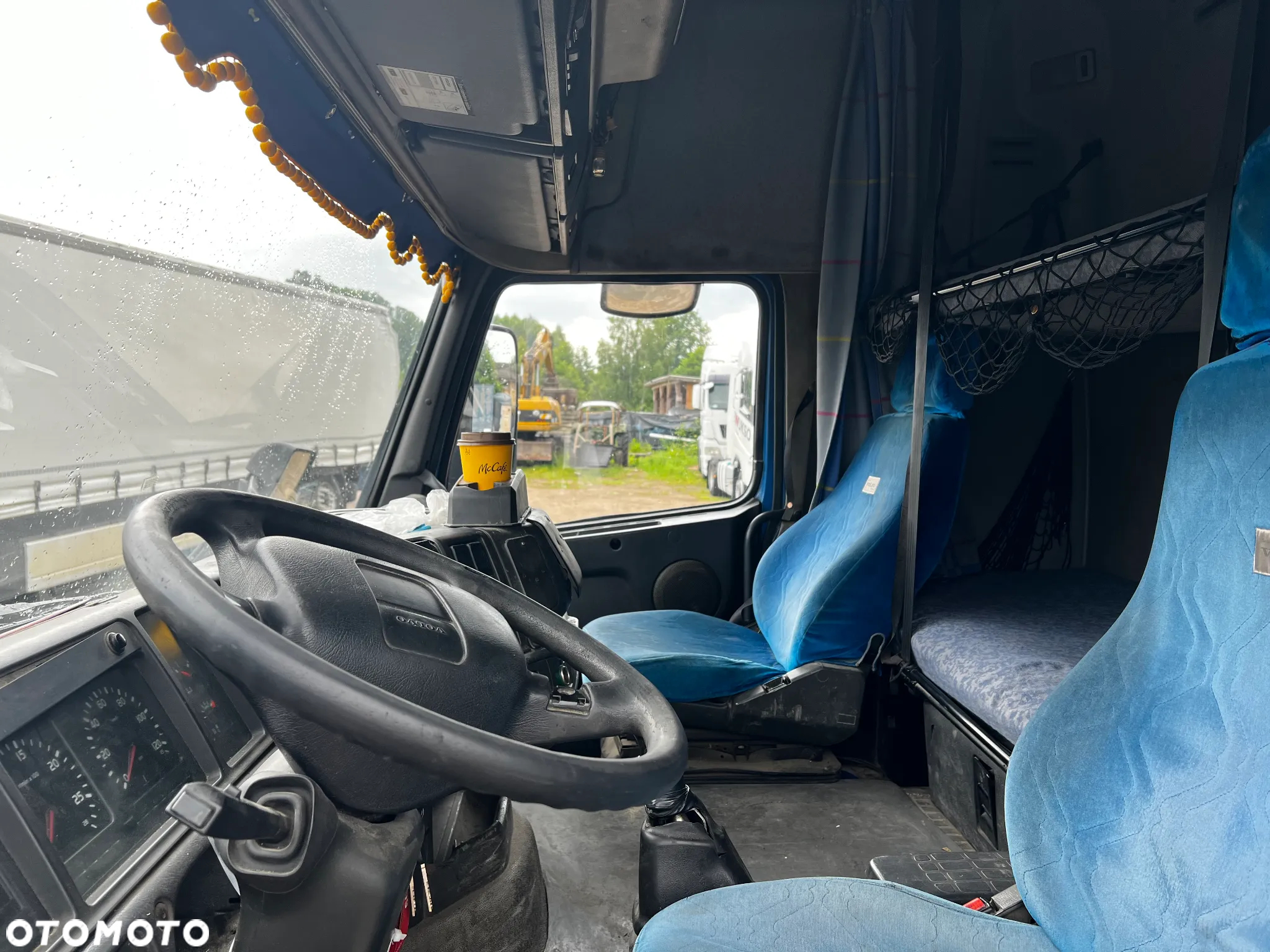 Volvo / AUTOMAT  / KLIMA POSTOJOWA /  2 DUŻE ZBIORNIKI / 2014 ROK !! - 15