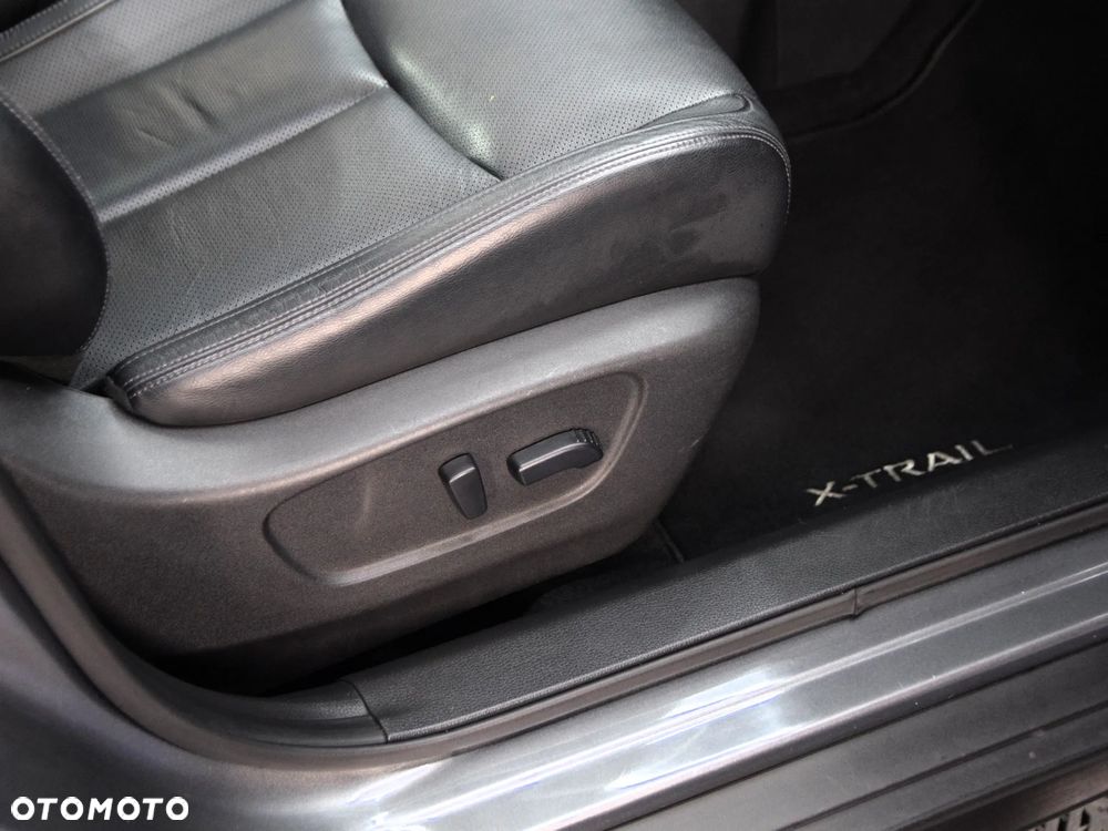 Nissan X-Trail 1.7 dCi N-Connecta 2WD - 24