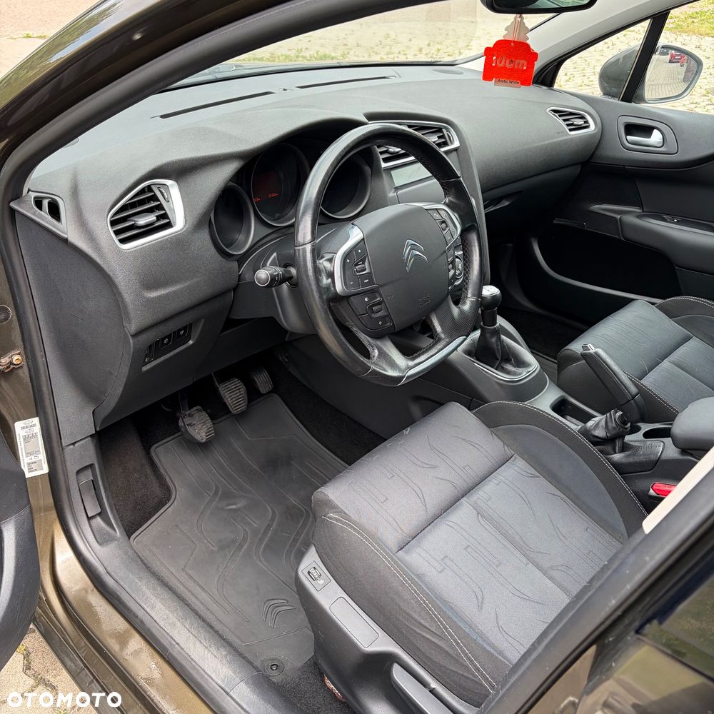 Citroën C4 VTi 120 Exclusive - 9