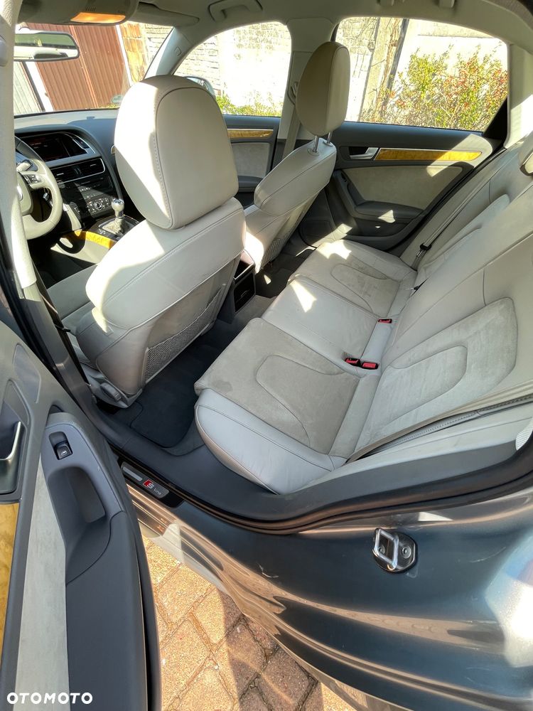 Audi A4 Limousine 2.0 TDI DPF quattro S line Sportpaket (plus) - 8