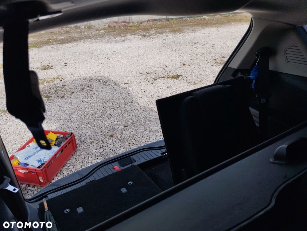 Ford S-Max 2.0 TDCi DPF Trend - 27