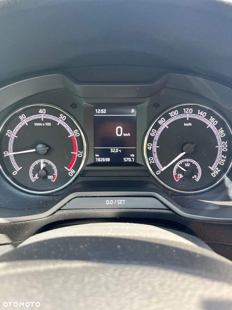 Skoda Octavia 1.5 TSI e-Tec Ambition DSG - 8