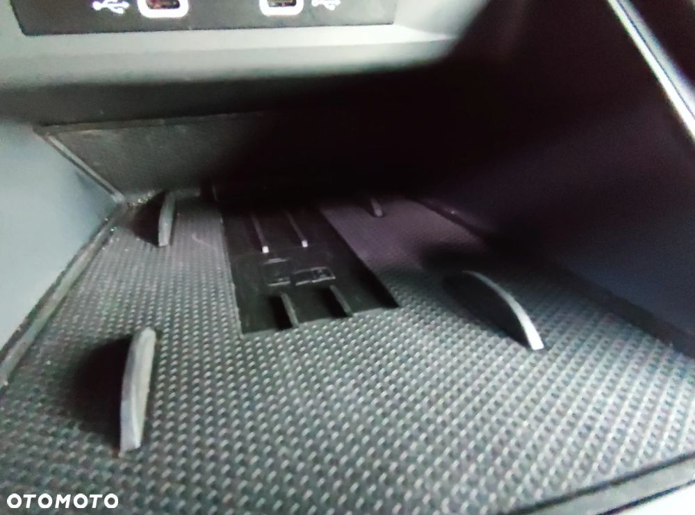 Cupra Formentor 1.5 eTSI mHEV DSG - 14