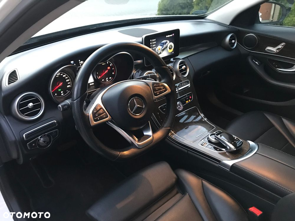 Mercedes-Benz Klasa C 300 7G-TRONIC Avantgarde - 11