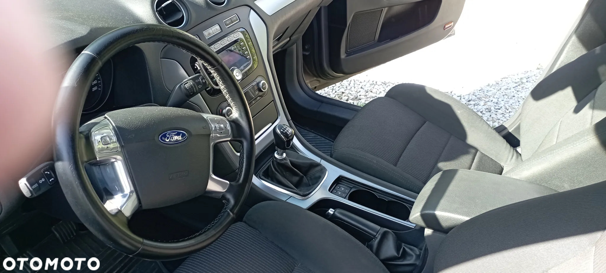 Ford Mondeo 1.6 T Ambiente - 9