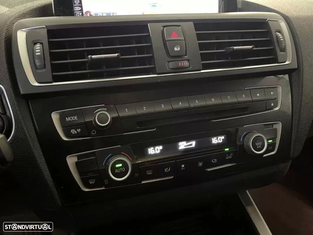 BMW 116 d Line Sport — fotografia 27