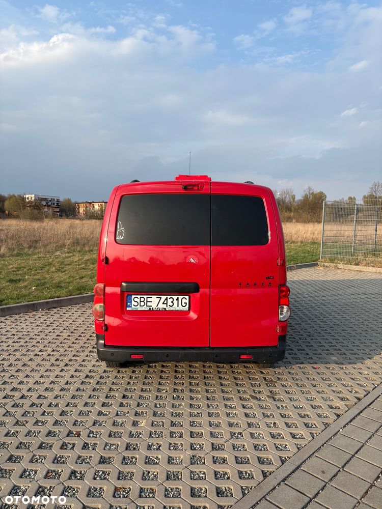 Nissan NV200 - 5