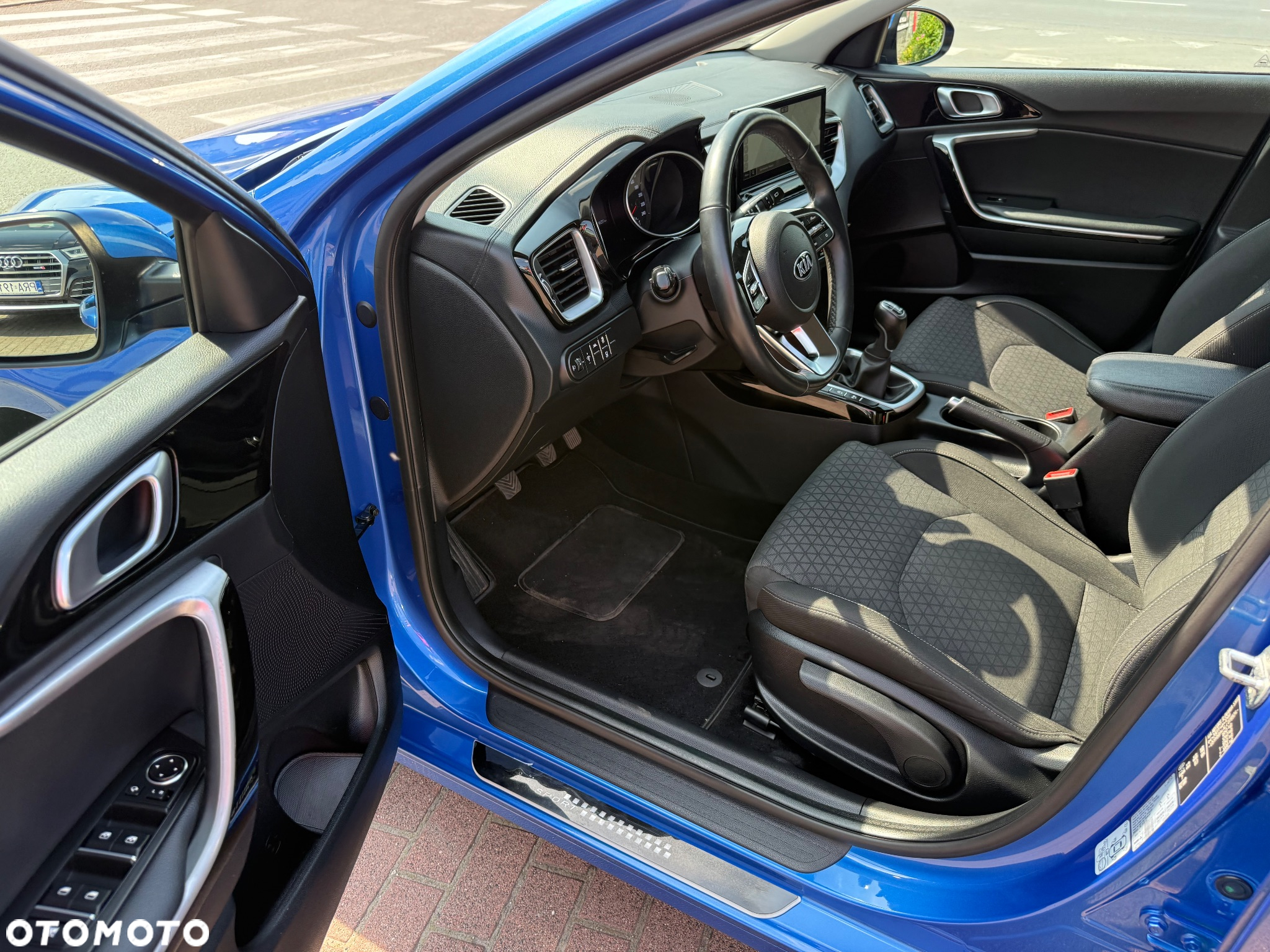 Kia Ceed SW 1.4 T-GDI OPF Vision - 11