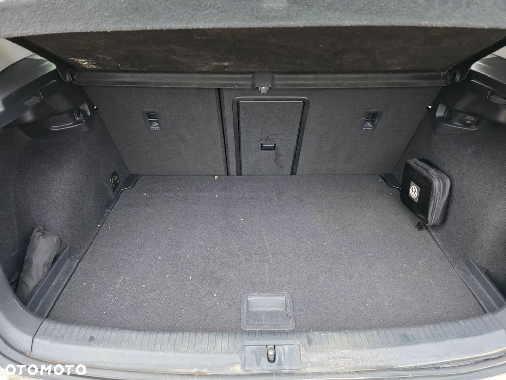 Volkswagen Golf - 13