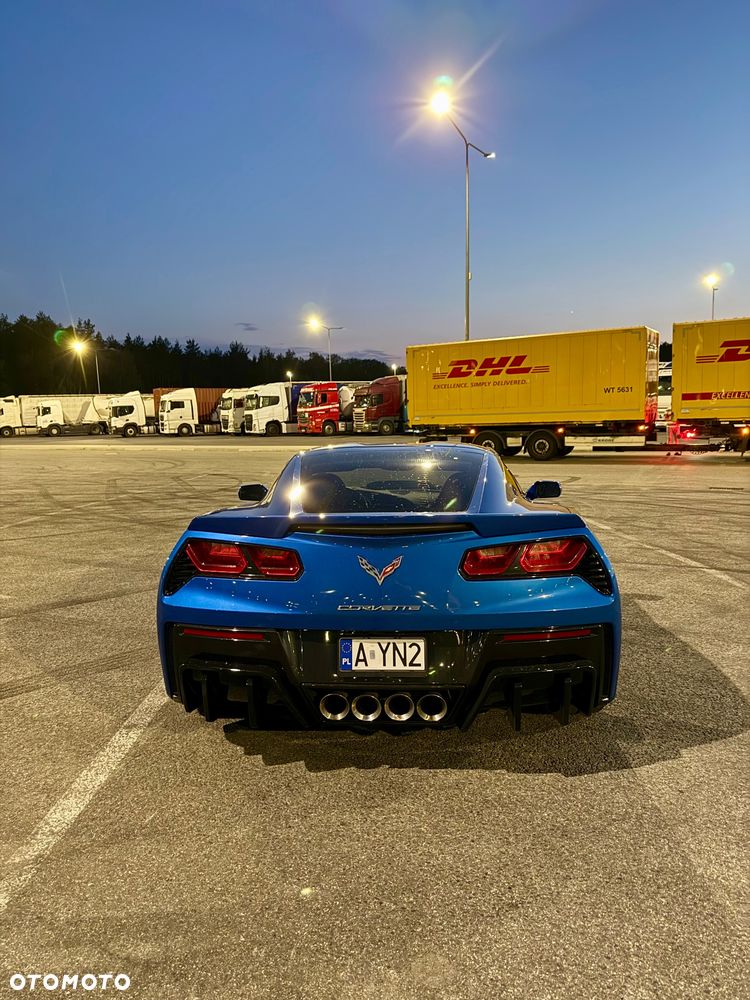 Chevrolet Corvette - 5