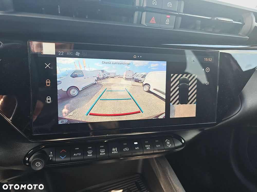 Alfa Romeo Junior 1.2 mHEV Ti eDCT - 20