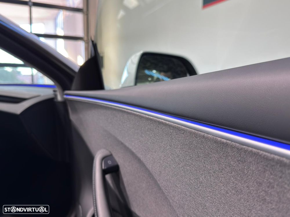 Tesla Model 3 Tração Traseira - 21