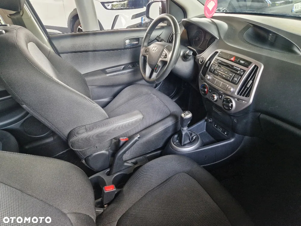 Hyundai i20 1.1 CRDi BlueDrive Comfort - 4