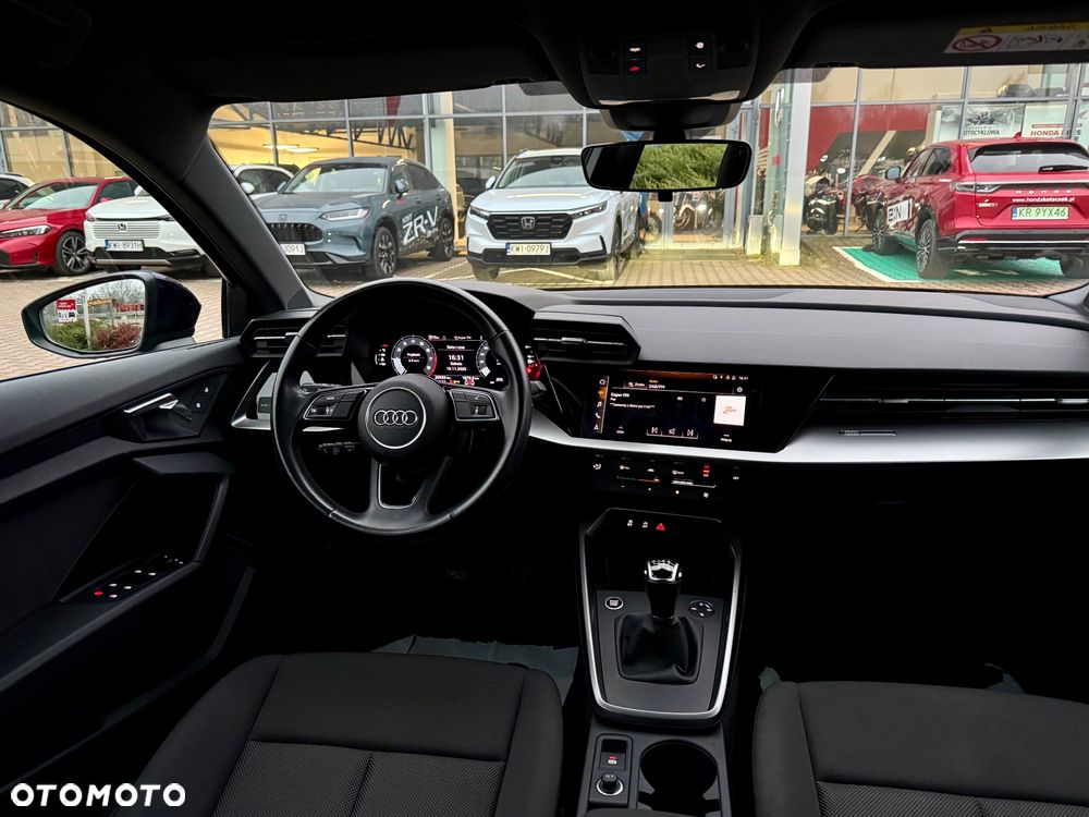 Audi A3 Sportback 30 TFSI Advanced - 10