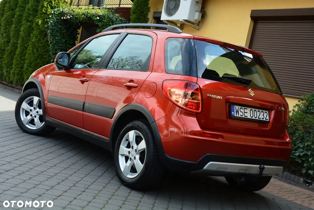Suzuki SX4 1.6 Comfort Plus - 19