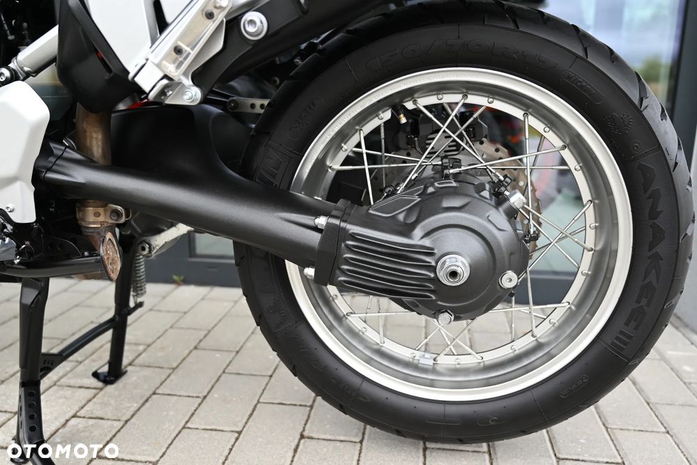 Yamaha Super Tenere - 37