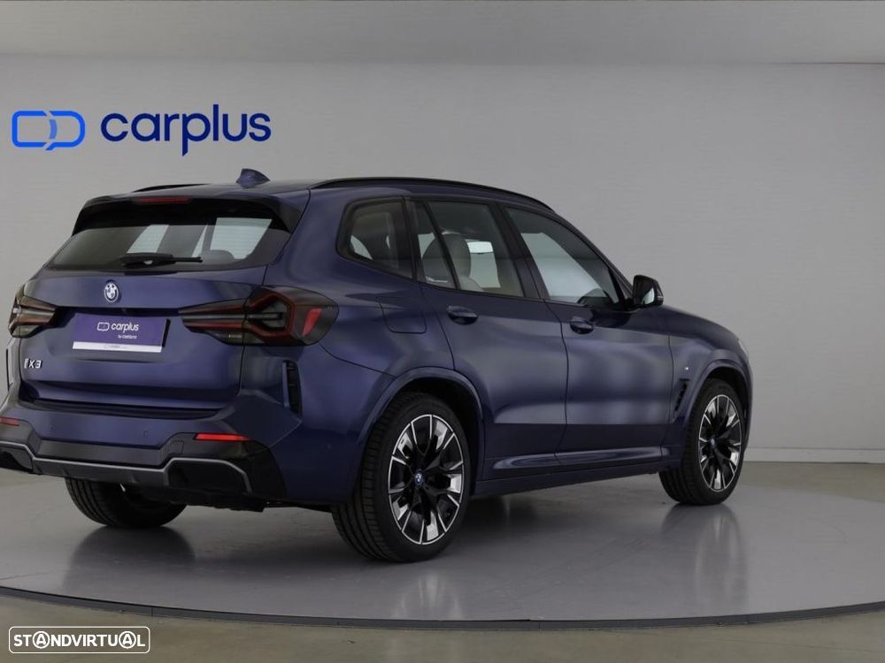 BMW iX3 M Sport Impressive - 7