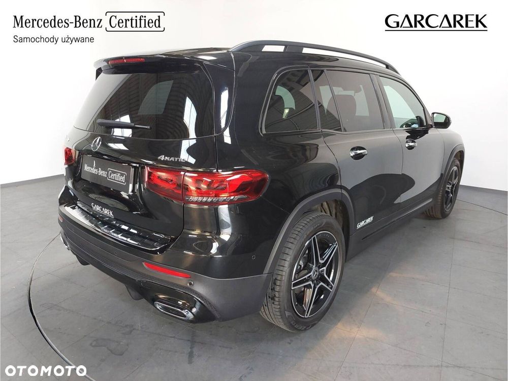 Mercedes-Benz GLB 200 4-Matic AMG Line 8G-DCT - 4