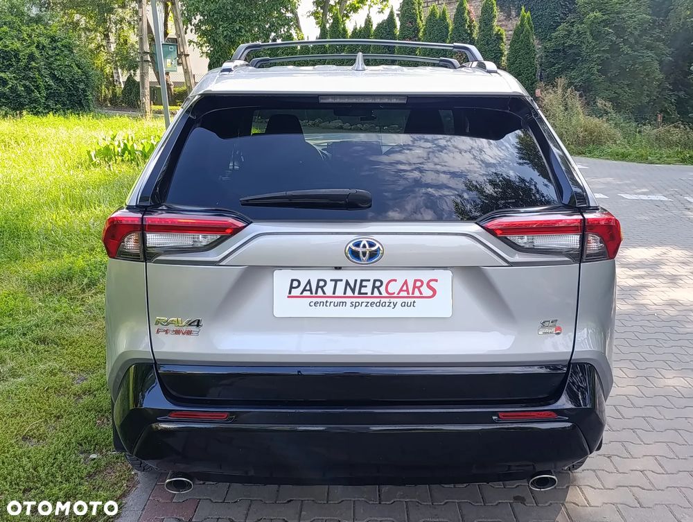 Toyota RAV4 - 8