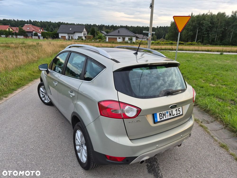 Ford Kuga 2.0 TDCi 2x4 Titanium - 12