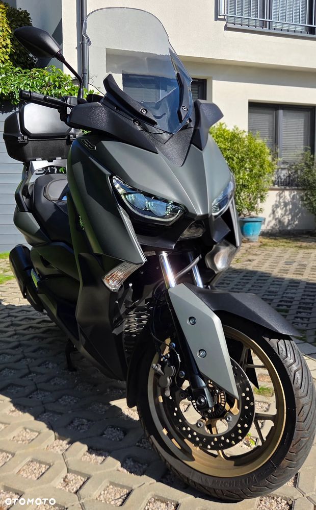 Yamaha X-max - 4