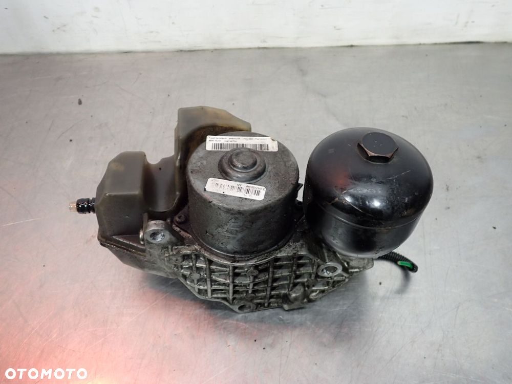 SIŁOWNIK STARUJĄCY POMPĄ HYDRAULICZNĄ WYBIERAK BIEGÓW 55570103 - 3