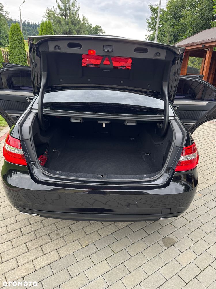 Mercedes-Benz Klasa E 350 CDI DPF 4Matic BlueEFFICIENCY 7G-TRONIC Avantgarde - 30