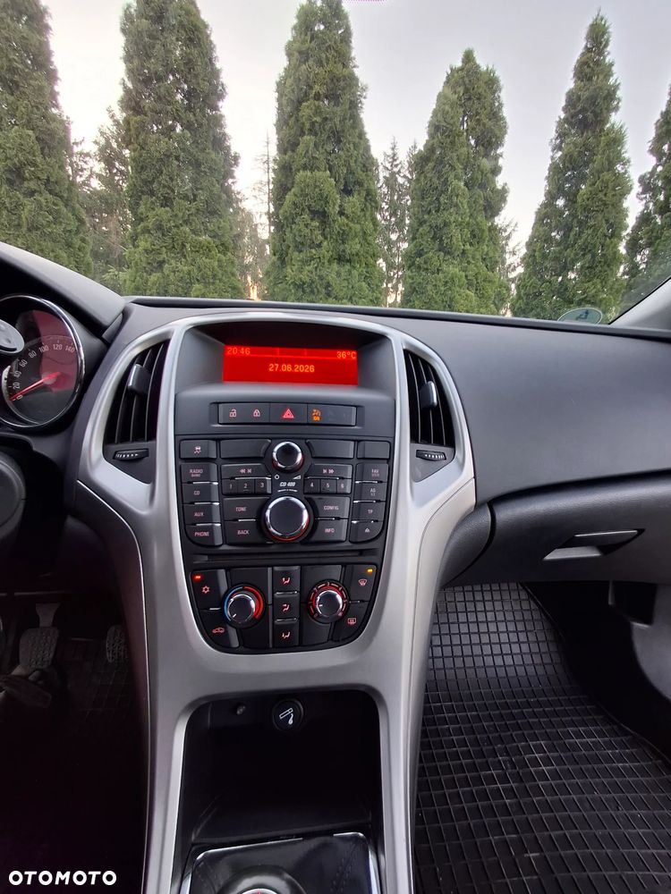 Opel Astra 1.6 - 11