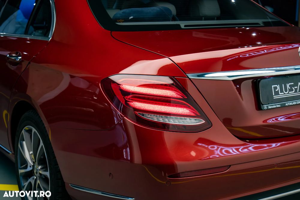 Mercedes-Benz E 220 d 4MATIC Aut. - 9
