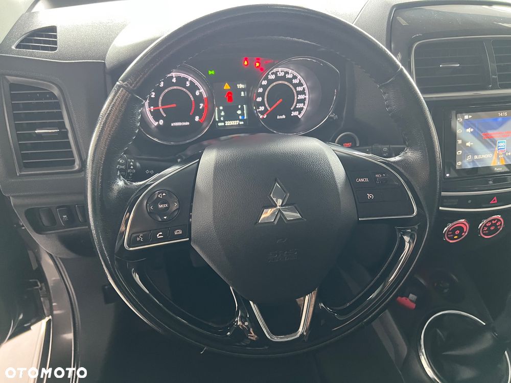 Mitsubishi ASX - 17